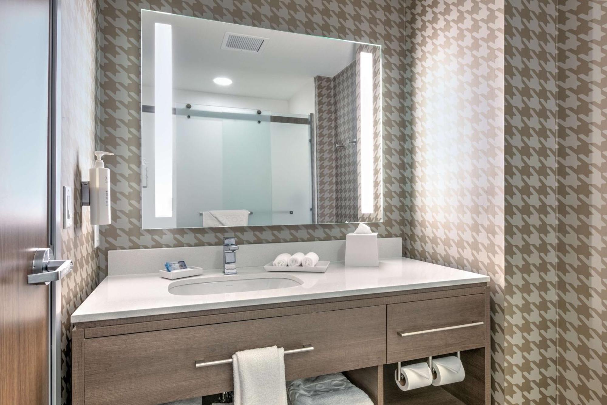 Home2 Suites By Hilton Tulsa Airport 외부 사진